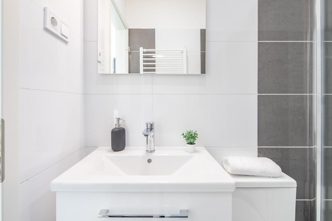 Absolute - New - Sunny Apartamento *